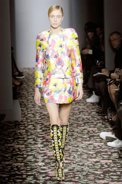 Look 20